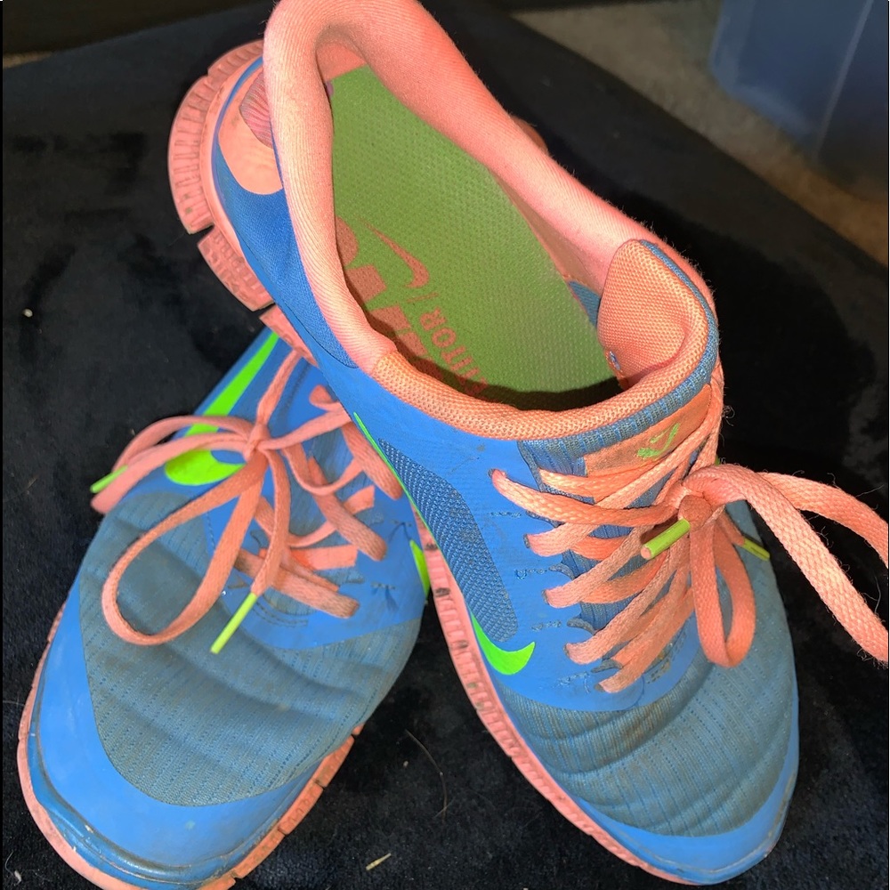 Customized Nike Free Runs